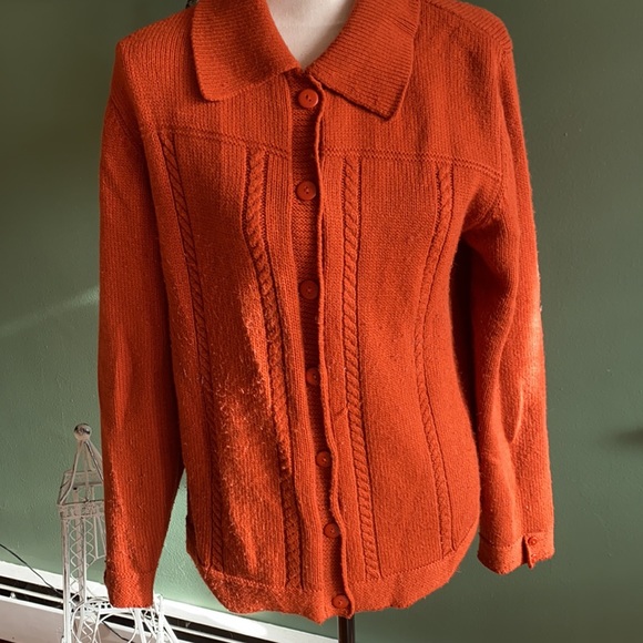 Women’s button front sweater, Size L - Picture 5 of 6